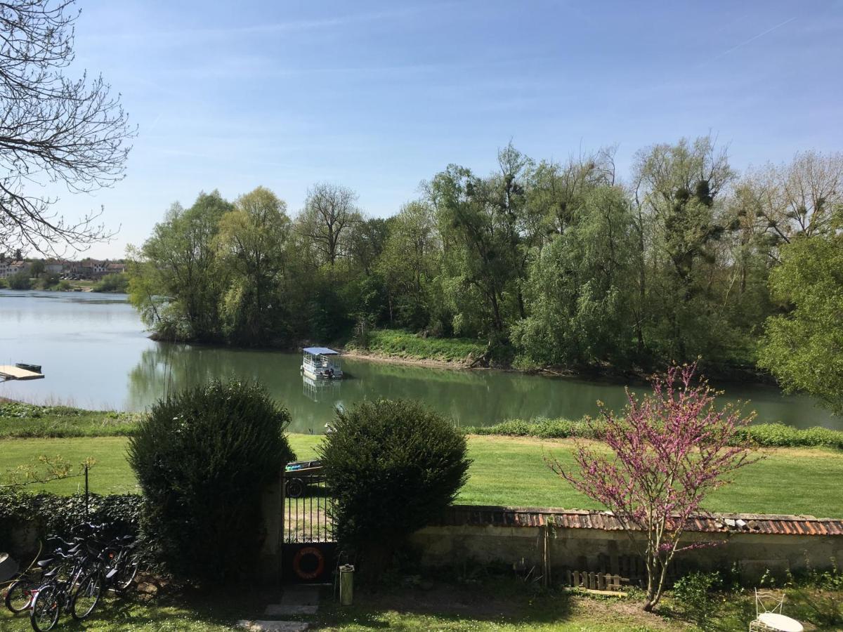 Bed and Breakfast En Bord de Seine Vétheuil Exterior foto